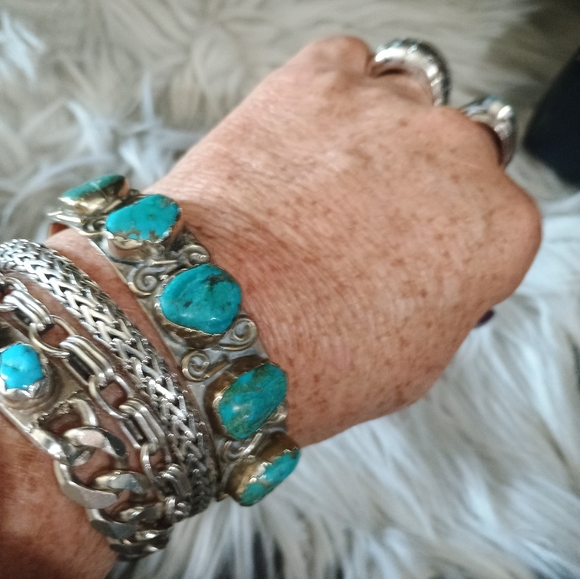 Turquoise Bracelet - Picture 3 of 5